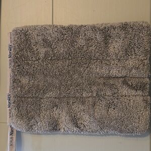 Norwex Charcoal Bathroom Scrub Mitt - Brand New